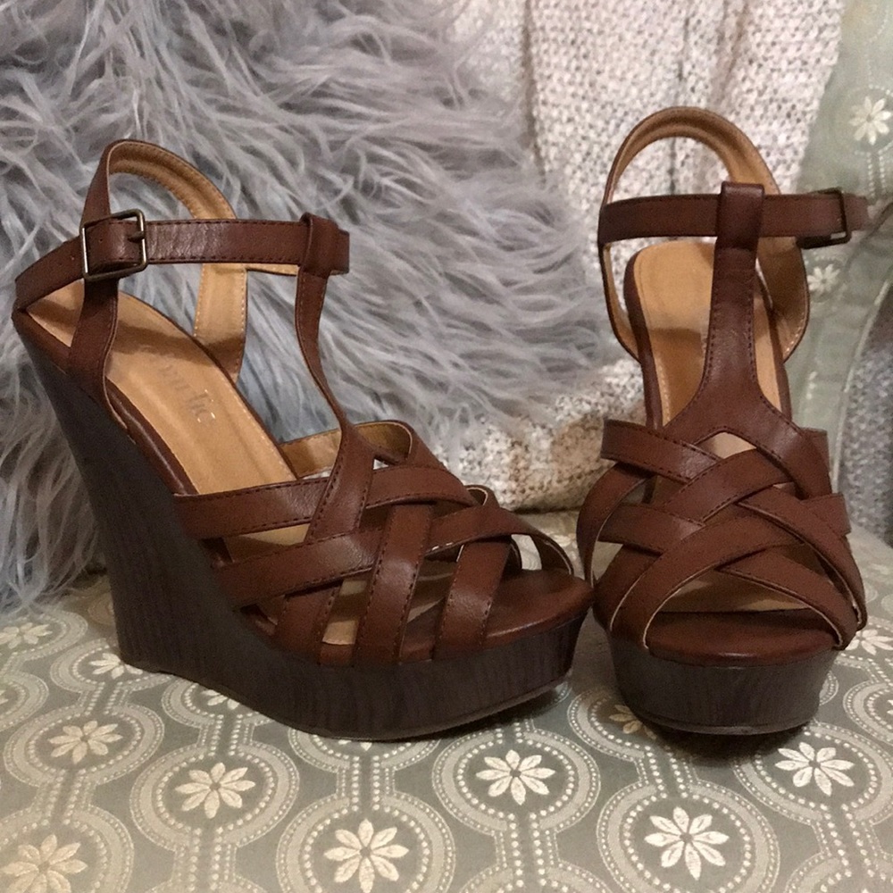 Brown wedges